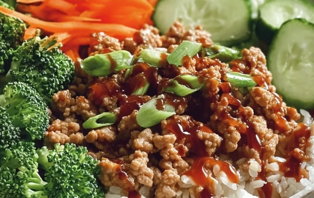 Delicious teriyaki turkey bowl with ground turkey and fresh vegetables.